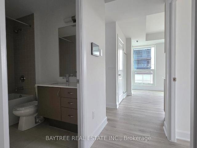 1004 3 William Coltson Avenue, Oakville | Leased, W13495 | Condos. Ca