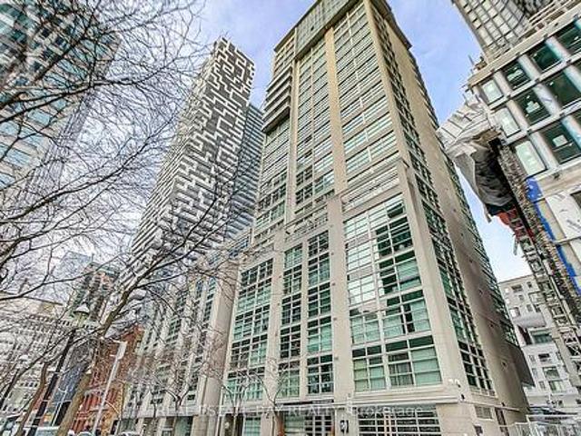 1004 50 Lombard Street, Toronto, ON, M5C 2X4 condo for sale | Listing ID C11979 | Royal LePage