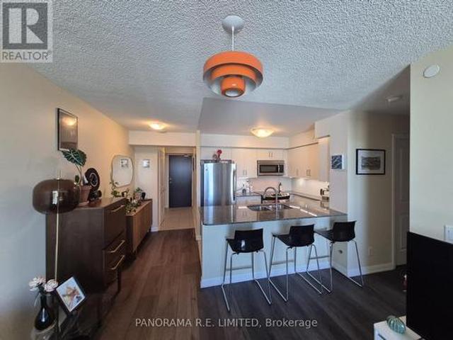 1006 Sherway Gardens Road, Toronto, ON, M9C 0A5 lease for lease | Listing ID W13434 | Royal LePage
