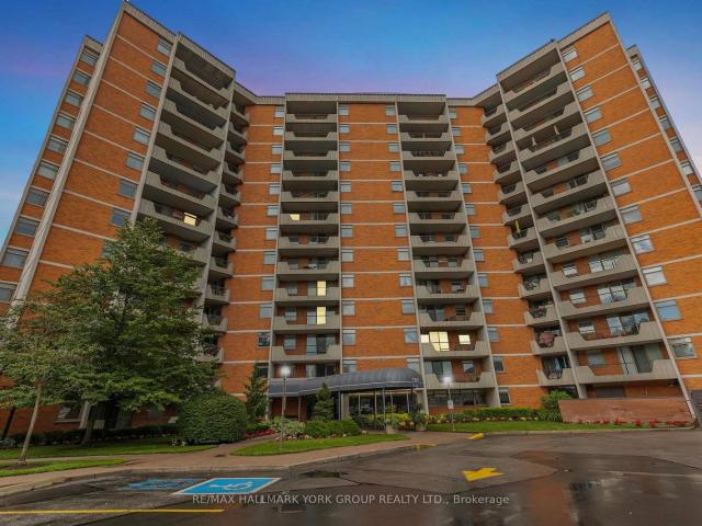 1007 7 Yonge Street, Thornhill | 1Beds/1Bath, Condo, $534,900 | Condos. Ca