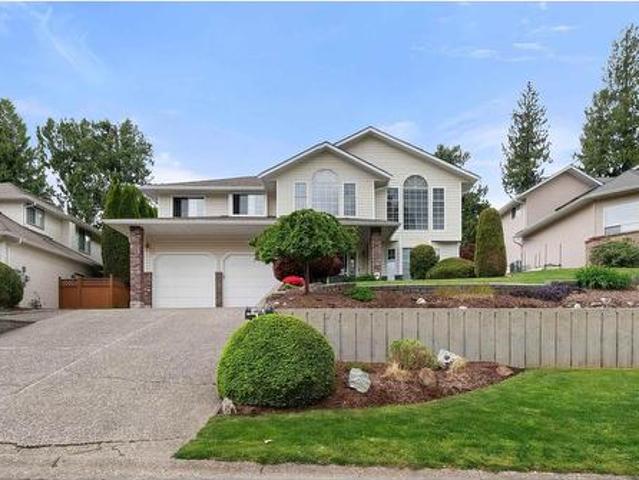 10087 Imperial Street, Chilliwack, BC, V2P 7N8 Luxury House for sale | Listing ID R3123 | Royal LePage Carriage Trade Luxury Properties