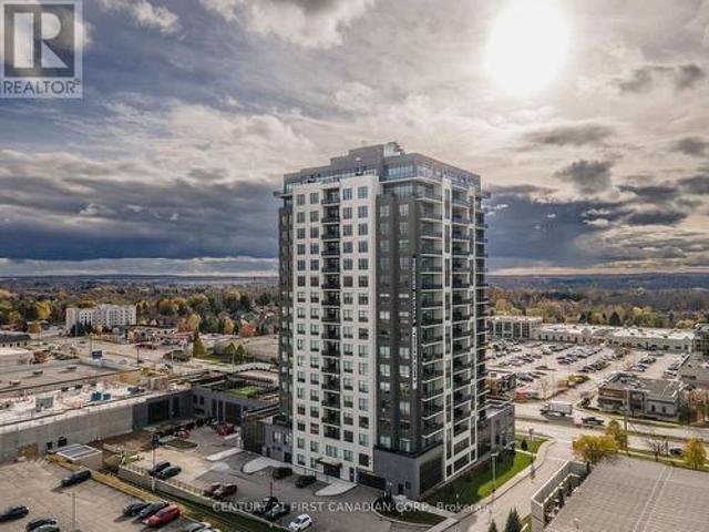 1008 4 King Street, Kitchener, ON, N2P 2E9 lease for lease | Listing ID X13681 | Royal LePage