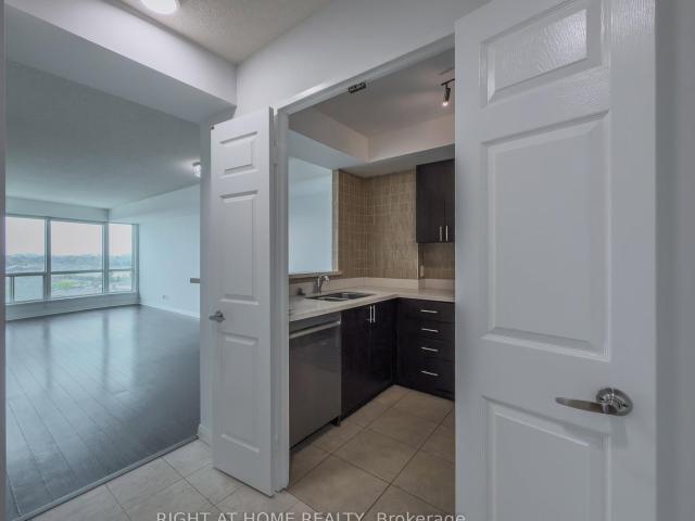 1008 8 Lee Centre Drive, Scarborough | 2Beds/2Bath, Condo, $2,580/mo | Condos. Ca