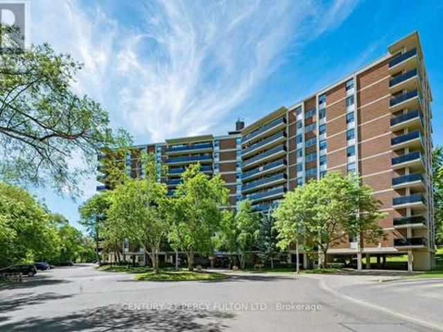 1009 2 Park Vista Drive, Toronto, ON, M4B 1A3 lease for lease | Listing ID E13506 | Royal LePage