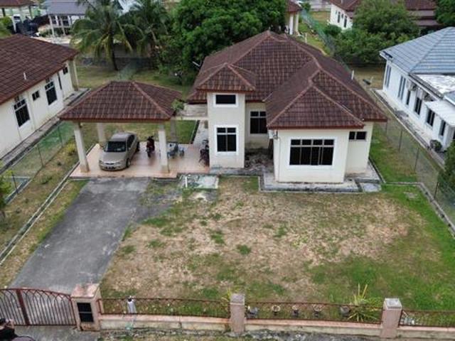 10000 Sqft Tanah Luas Banglo Idaman Villa Sendayan Negeri Sembilan