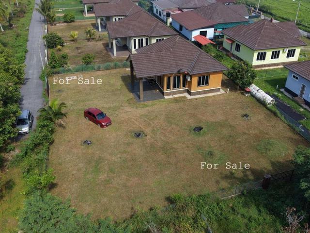 10000kps Corner Lot Banglo Jelawat Beris Lalang MURAHH