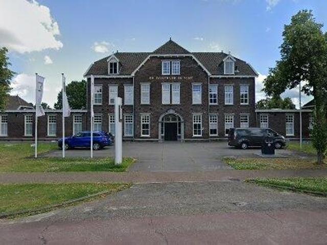 1000 m2 office space for rent in Venlo
