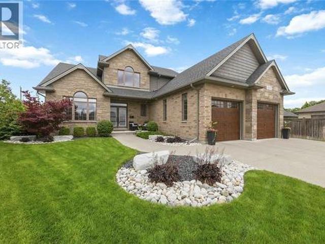1000 Erica Court, Sarnia, ON, N7S 0B9 house for sale | Listing ID 26016 | Royal LePage