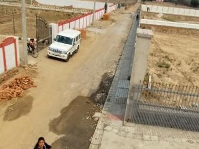 1000 Sq.Ft. Plot in Kanpur Road Lucknow Listing ID: #9956