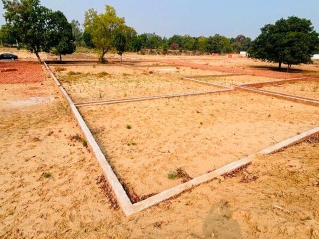 1000 Sq.Ft. Plot in Sultanpur Road Lucknow Listing ID: #10374
