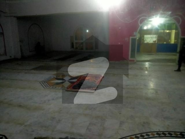 1000 Sq.Yard Bungalow Available For Rent For Commercial Use Clifton Block 7