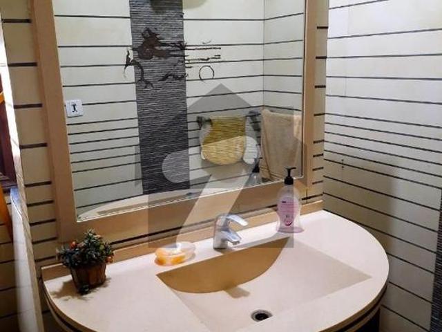 1000 SQ yard villa Available for sale DHA Phase 8