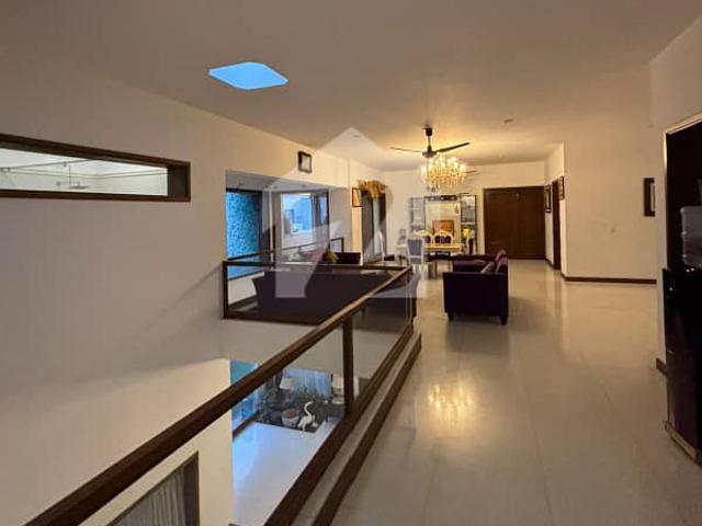 1000 Sq. Yards Modern Mansion | DHA Phase 8 | Prime Location
