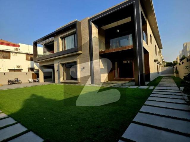 1000 Sq. Yards Beautifully Renovated Bungalow for Sale | Main Khayaban e Muhafiz, DHA Phase 6, Karachi DHA Phase 6