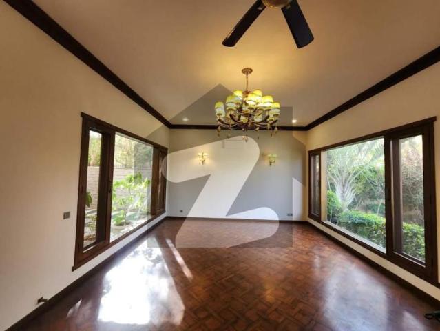 Luxury Bungalow For Sale | 6 Bedrooms | Basement | Swimming Pool | Near Saheem Masjid | DHA Phase VI DHA Phase 6