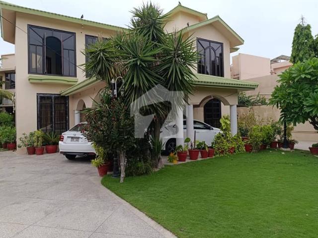 1000 Sq. Yards Upper Portion For Rent DHA Phase 8, Khayaban E Qasim, Karachi