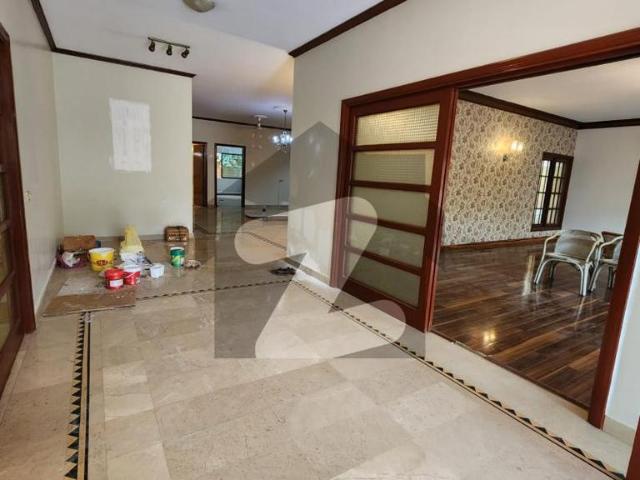 1000 Sq. Yards Well Maintained Bungalow for Rent DHA Phase 6, Karachi DHA Phase 6