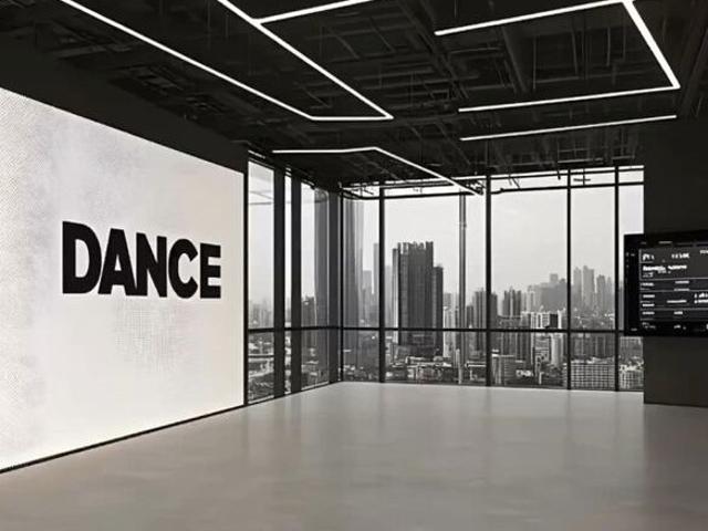 1000 Sqft Ground Floor Showroom Ya Shop main Road Prime Location Pitam Pura Commercial Showroom 1000 Sq. Ft. in Pitampura Delhi Listing ID: #10144