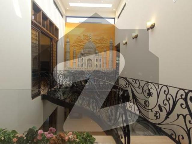 1000 Square Yard 5 Bedrooms House Available For Rent In F 7