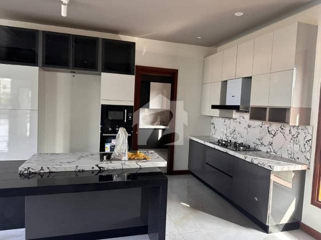 1000 Square Yards Bungalow With Swimming Pool And Lift West Open Available For Sale In Dha Phase 8