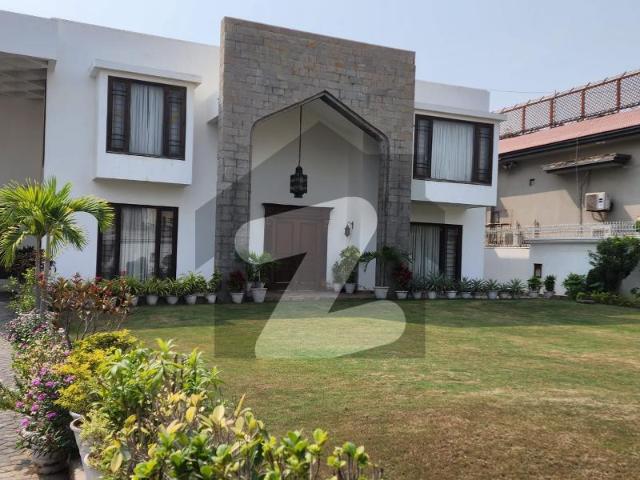 1000 Square Yards Compact Bungalow For Sale At Prime Location Of Khayaban E Mujahid, DHA Phase 5