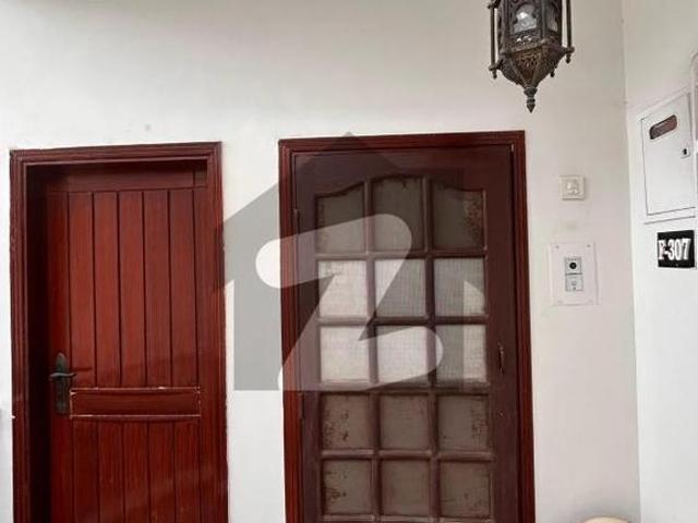 1000 Square Feet Flat In Central Clifton Block 4 For rent Clifton Block 4