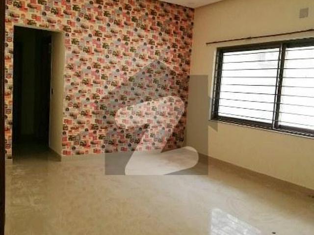 1000 SQYD House In F 6/3 A Rare Opportunity F 6