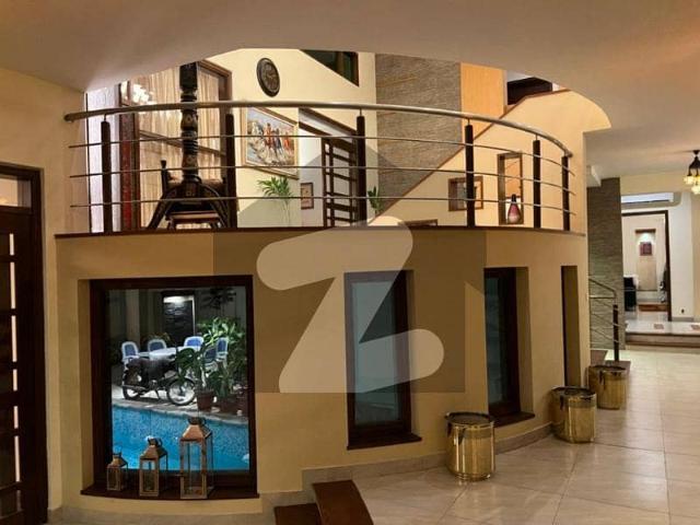1000 yard bungalow For sale DHA phase 6