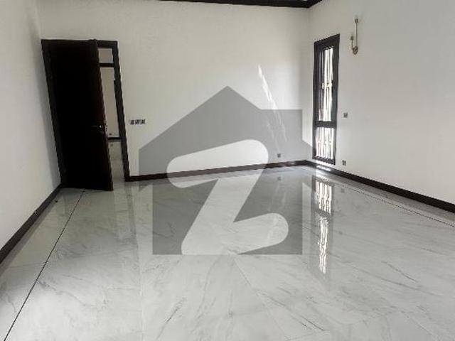 1000 yard Bungalow For sale DHA phase 8 Brand New DHA Phase 8