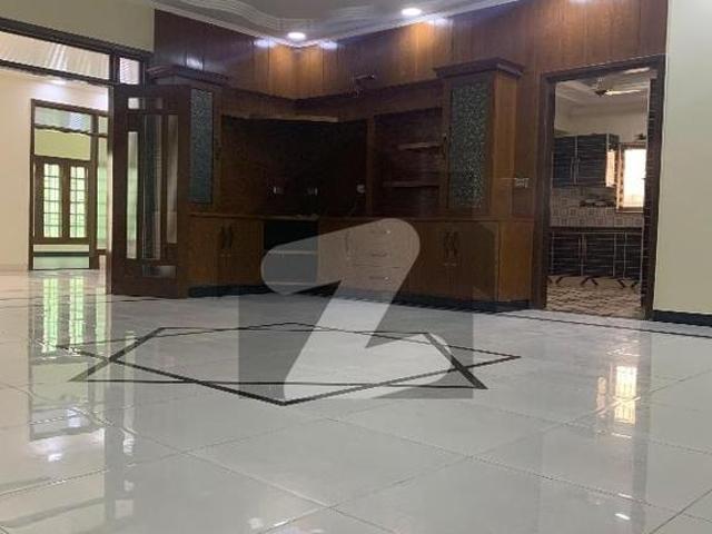 1000 Yard Proper Two Unit House With Basement 6 Bed DD Lounge Kitchen 10 Car Parking Phase 6 Tailed Flooring 12 Years Old Going Very Cheap Price Demand 16 Crore DHA Phase 6