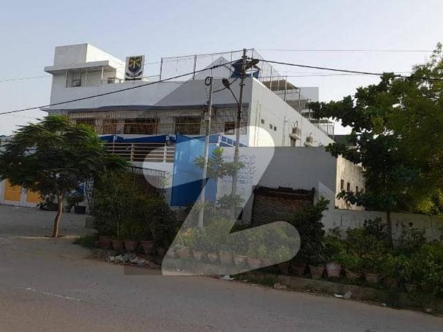 1000 Yards Main Road Plot Near Beacon House School