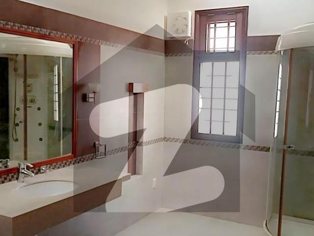 1000 yards bungalow for rent in phase 6 dha phase 6