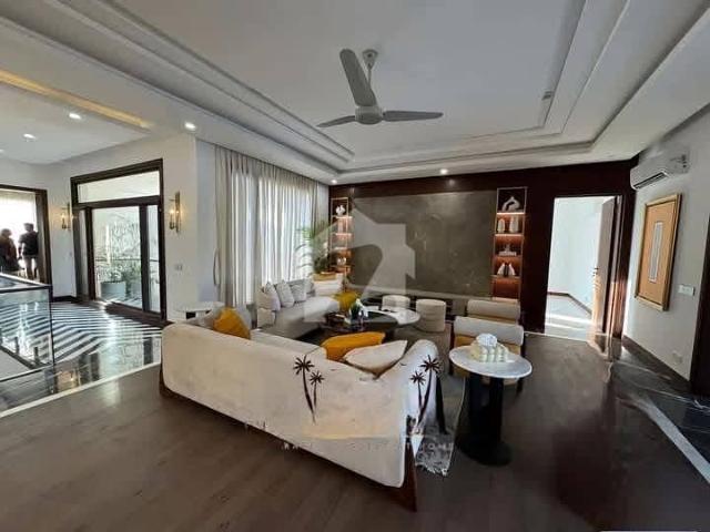 1000 Yards Brand New Bungalow Extraordinary Finishing Available For Sale