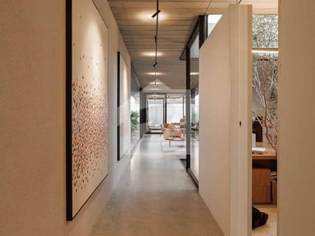 1000 Yards Commercial / Office Use House For Rent In Immaculate Condition Boasting Carpeted Space Of 15000 Sqft Located In Block 6 PECHS Off Shahrah e Faisal