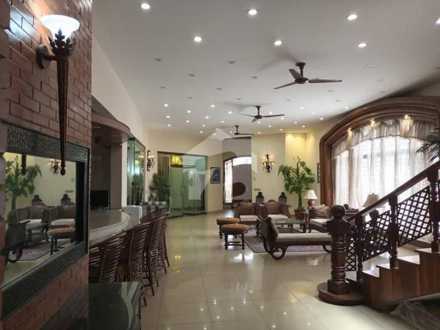 1000 Yards Full Furnished Bungalow For Rent