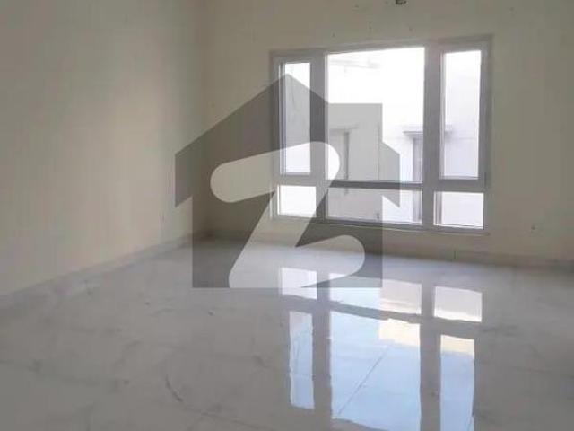 1000 yards luxxury bungalow available for rent in clifton block 5 most prime location clifton block 5