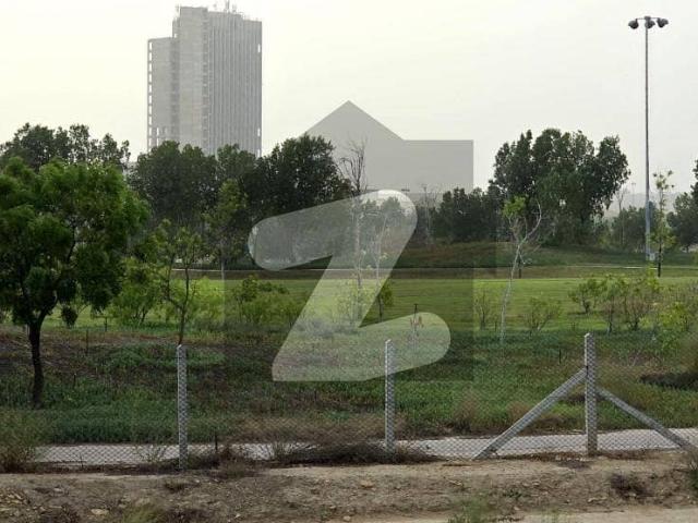 1000sq Yard Plots FOR SALE In Precinct 20, Golf. 15min Drive From Main Gate Of Bahria Town Karachi
