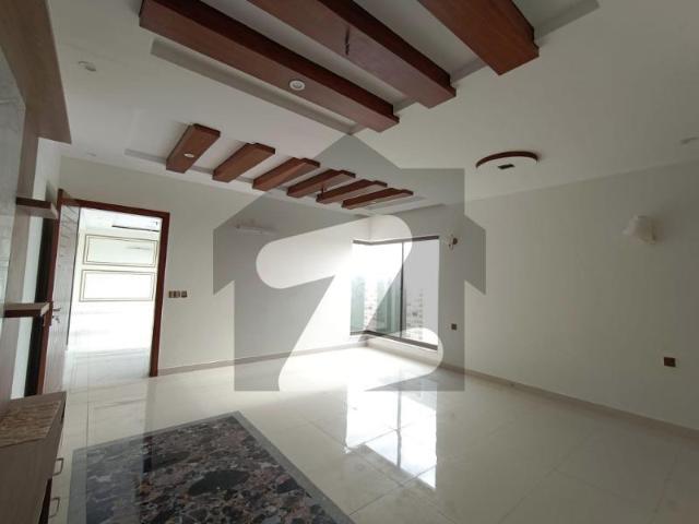 1000sq Yd Luxury Villa With Designer Kitchen, Washroom And Elevation. Bahria Town Precinct 7