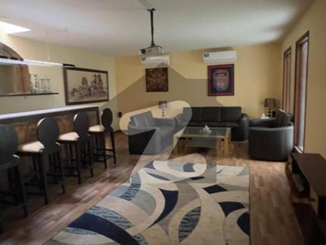 1000yd Architect Designed Bungalow For Sale DHA Phase 6