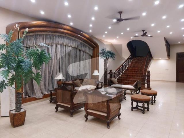 1000yd furnished house dha phase 8