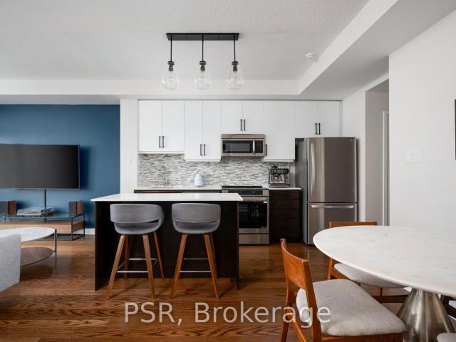 1001 1 Queen Street W, Toronto | Sold, C12872 | Condos. Ca