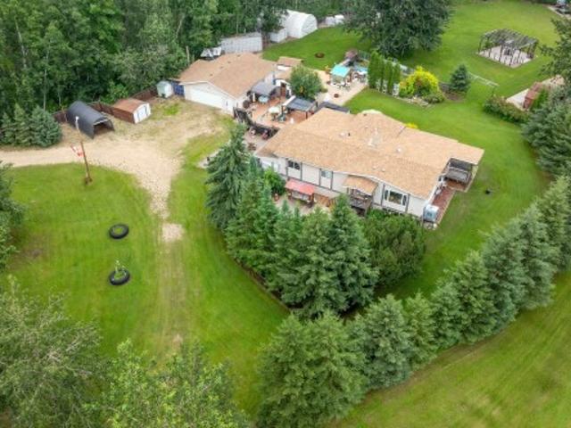 1001 45 St Street, Rural Wetaskiwin County, AB, T0C 2C0 house for sale | Listing ID E4501 | Royal LePage