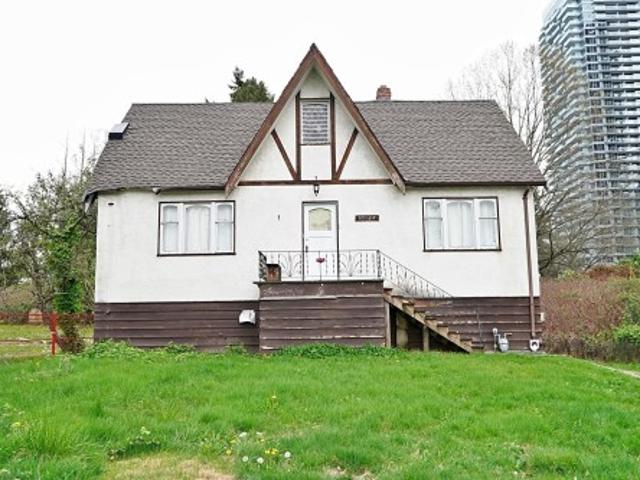 10024 Whalley Boulevard, Surrey, BC, V3T 4E9 house for sale | Listing ID R3127 | Royal LePage