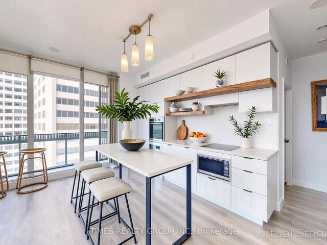 1002 8 Eglinton Avenue E, Toronto | Terminated, C12818 | Condos. Ca