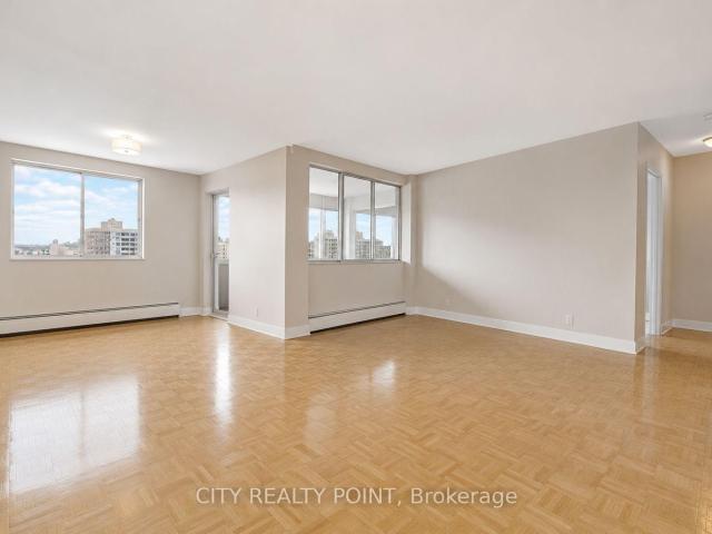 1002 9 Deer Park Crescent, Toronto | 1Beds/1Bath, Condo, $2,950/mo | Condos. Ca