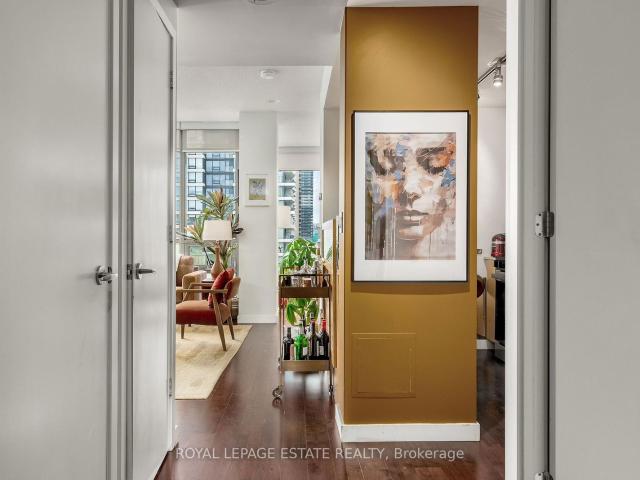 1003 Mutual Street, Toronto | Sold, C12672 | Condos. Ca
