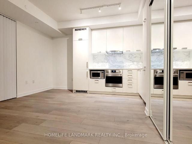 1003 10 Honeycrisp Crescent, Vaughan | 1Beds/1Bath, Condo, $1,875/mo | Condos. Ca