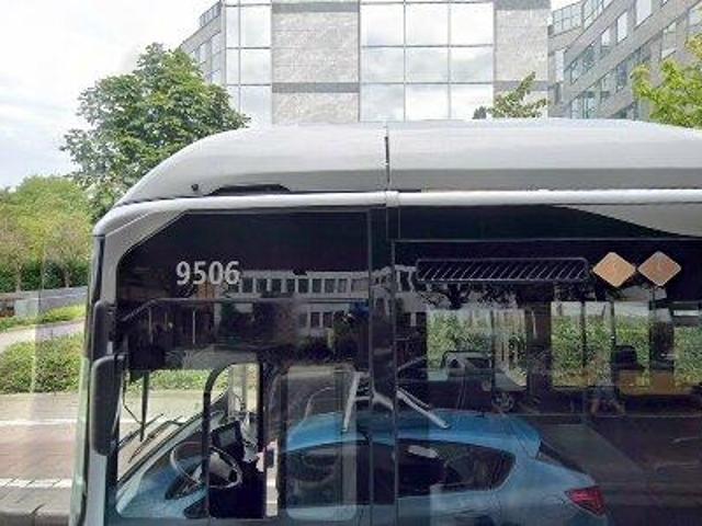 100 1403 m2 office space for rent in Brussels Oudergem