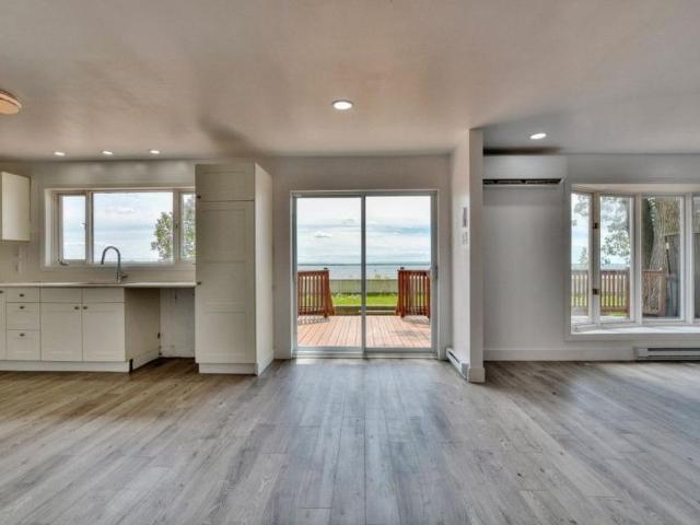 100 36e Avenue, J0N 1G0, Pointe Calumet