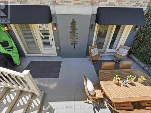 100 5 Cobourg Street, Goderich. Town, ON, N7A 2J1 lease for lease | Listing ID X13672 | Royal LePage